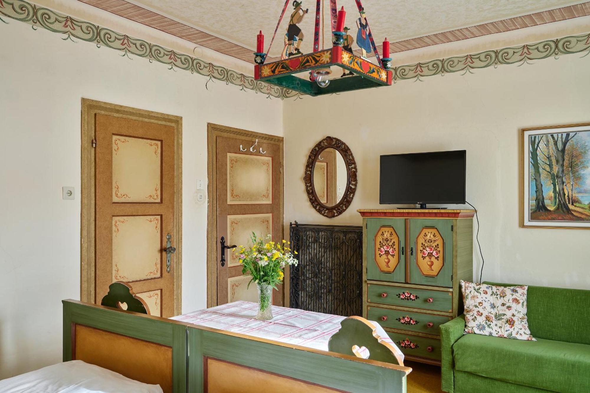 Hotel Harrida Weissensee Bagian luar foto