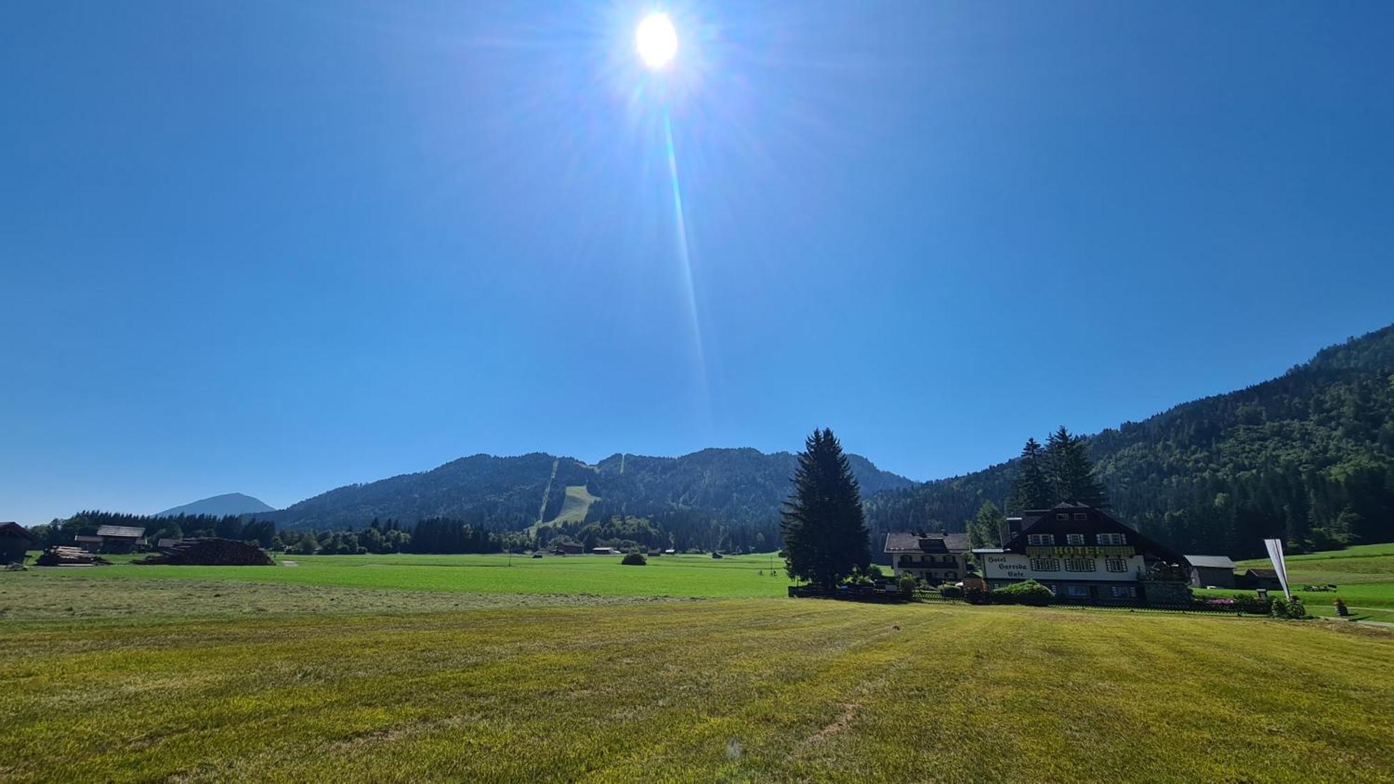 Hotel Harrida Weissensee Bagian luar foto